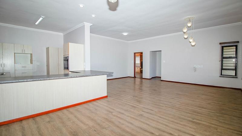 5 Bedroom Property for Sale in Jongensfontein Western Cape